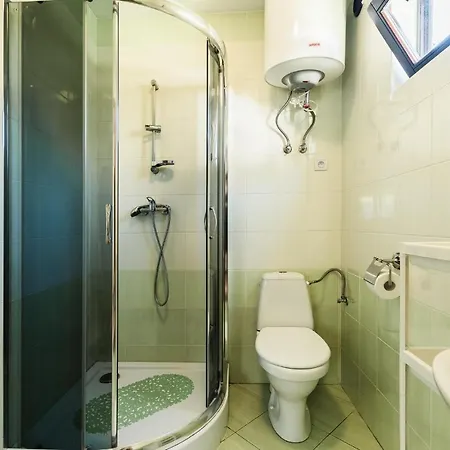 Letniskowe אכסניה *